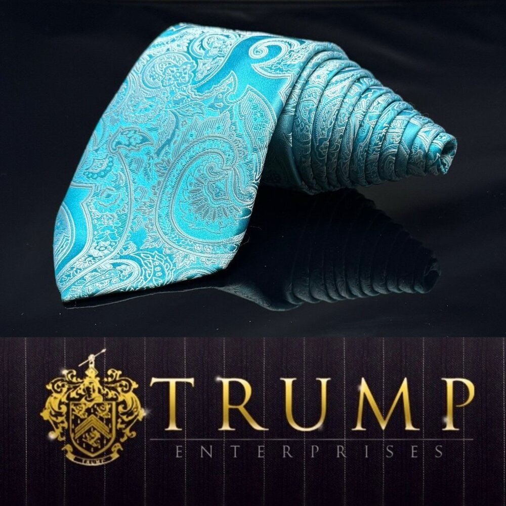 Donald J. Trump Tie Signature Collection GOLD BAR Bright Blue Paisley Beautiful